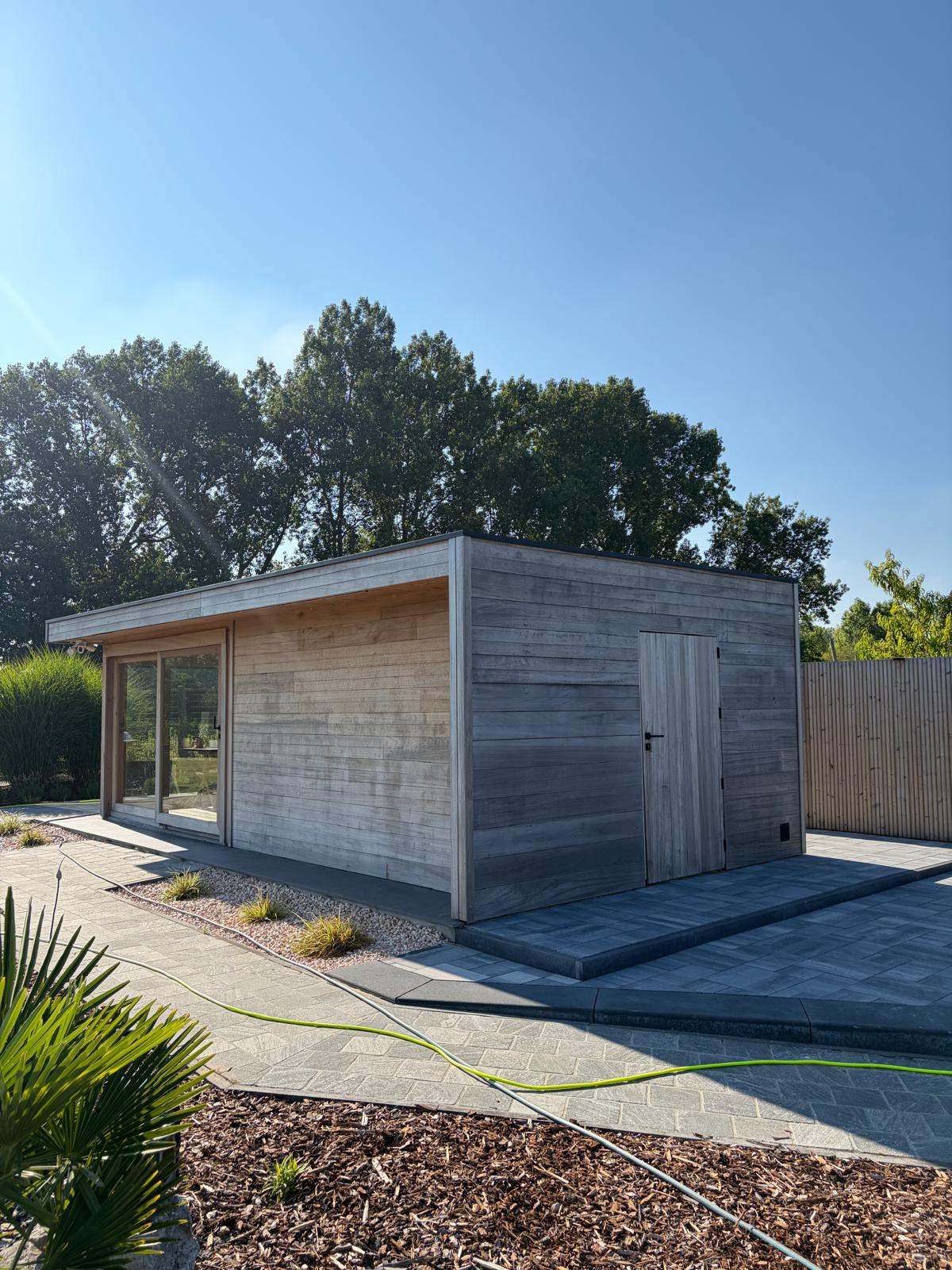 Houtbehandeling | Omheining en tuinkantoor