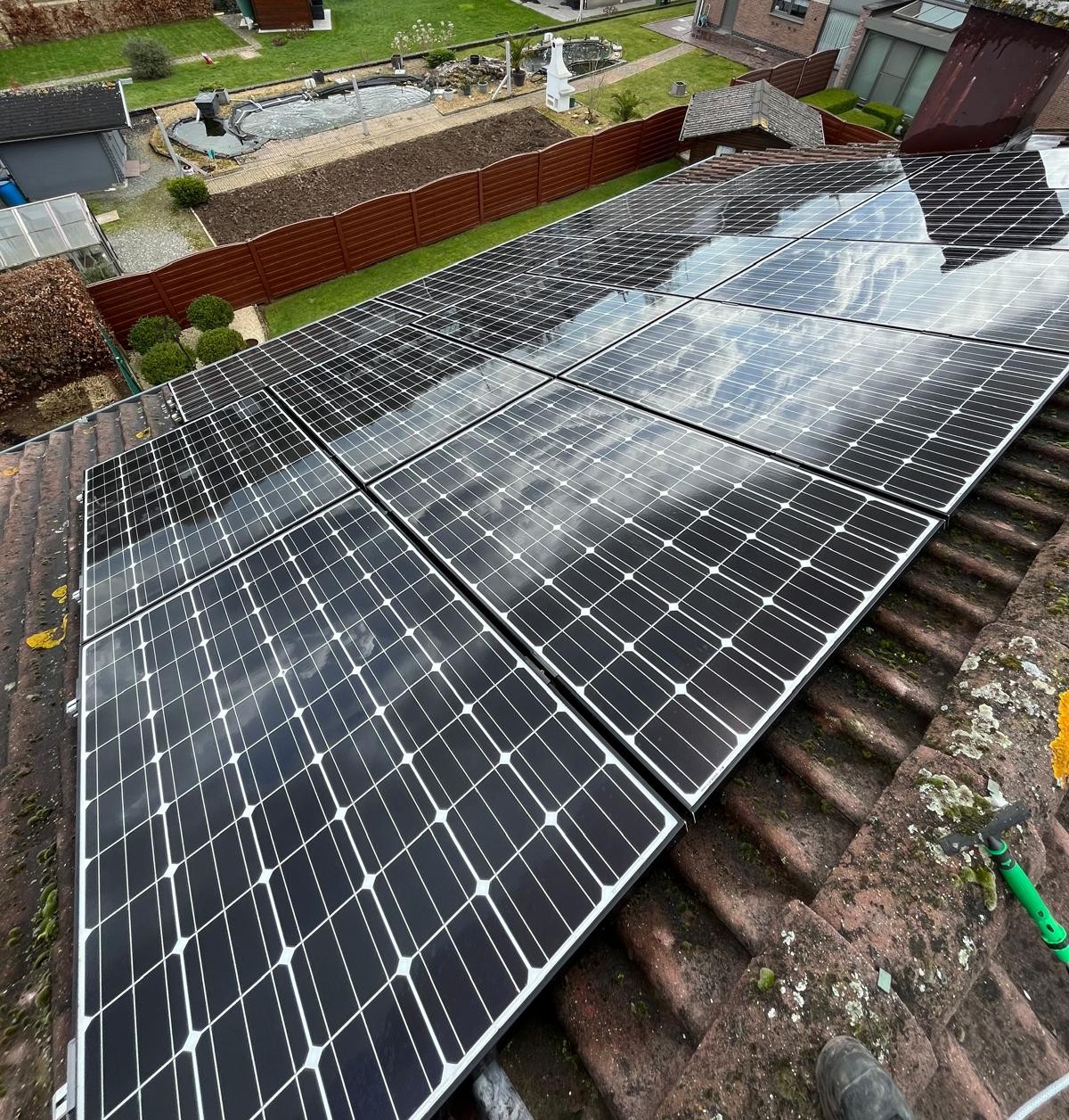 Zonnepanelen reinigen en onderhouden in Ninove