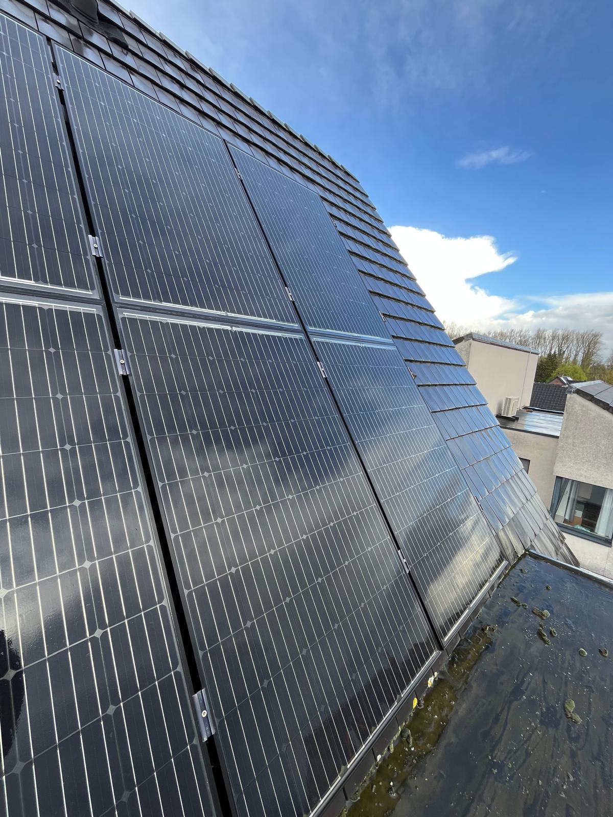 Zonnepanelen reinigen | Particuliere woning